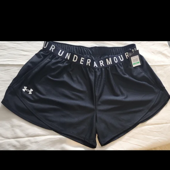 Under Armour Black Athletic Shorts Moisture-Wicking Performance - Picture 5 of 5